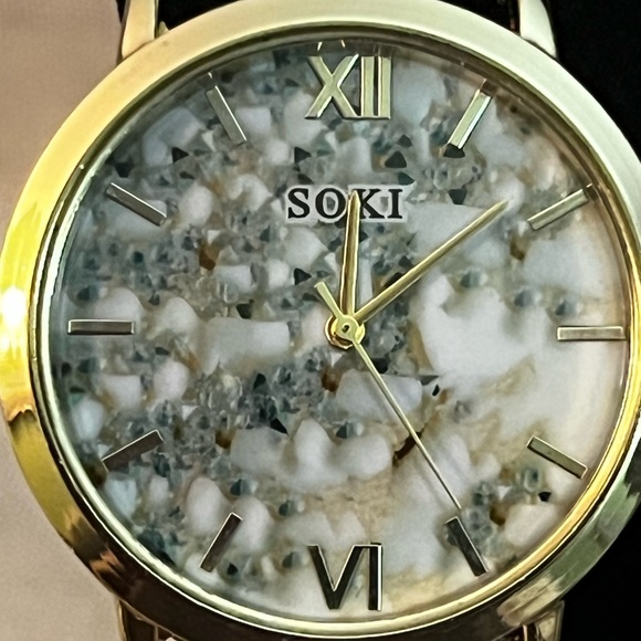 SPG Fashion Gold Tone Bling Jewelry Set. - Picture 4 of 9